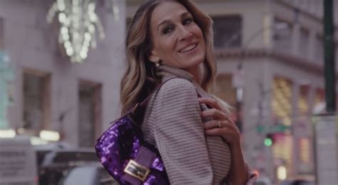 baguette borsa fendi anni 90 sex and the city|Fendi Baguette Bag History: From Carrie Bradshaw .